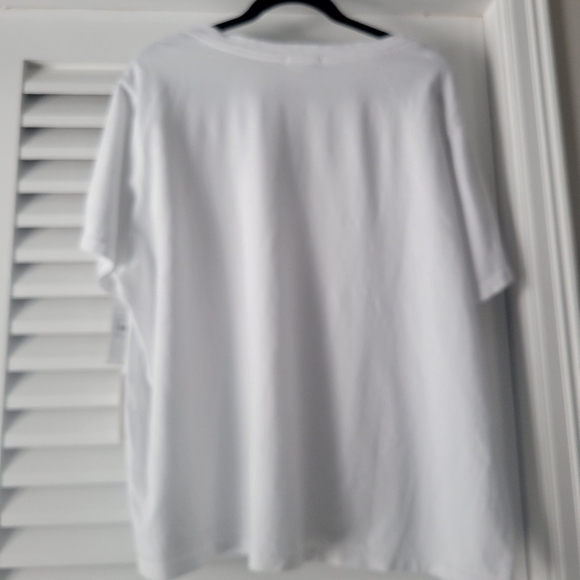 Good American NWT  white tee V-neck size 5. - Picture 7 of 12